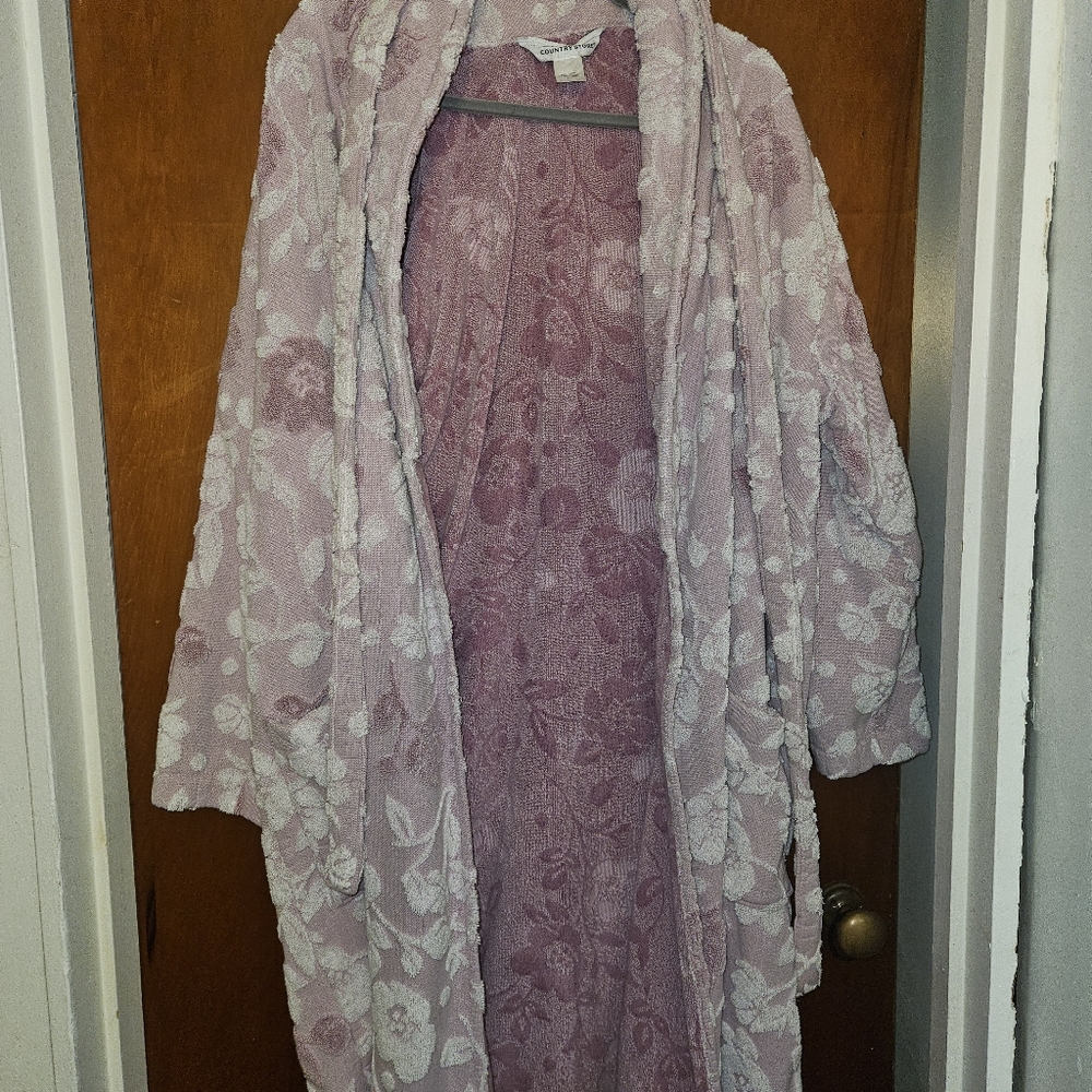 robe - Picture 2 of 2